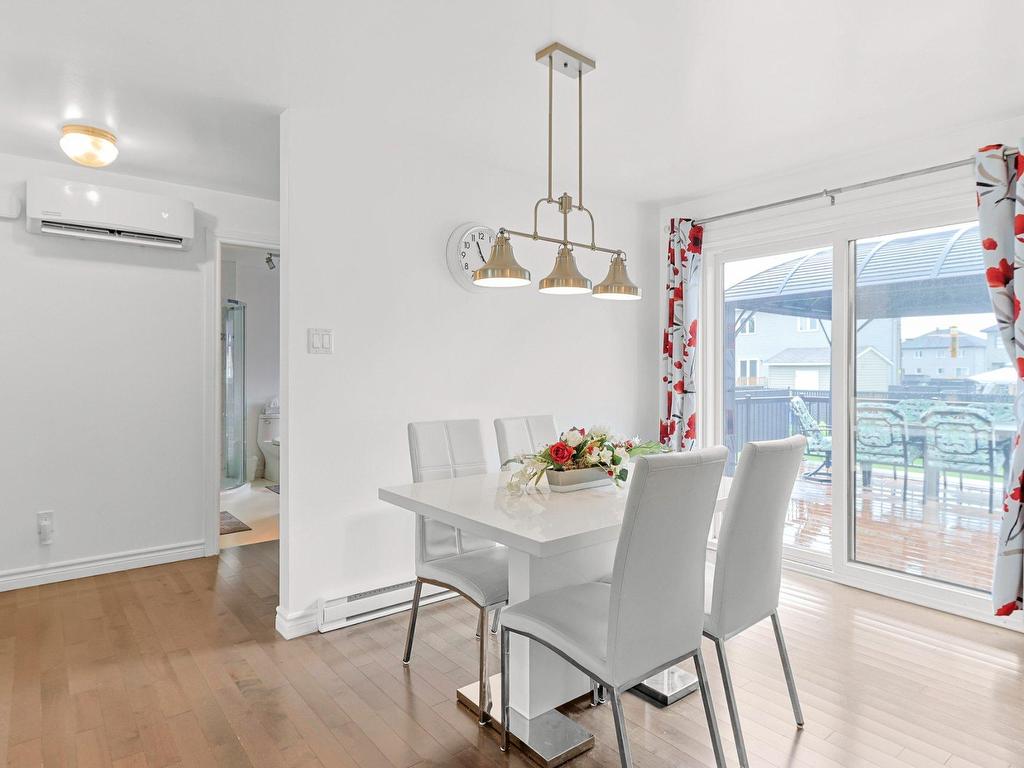









21


Rue des Moissons

,
Sainte-Barbe,




QC
J0S1P0

