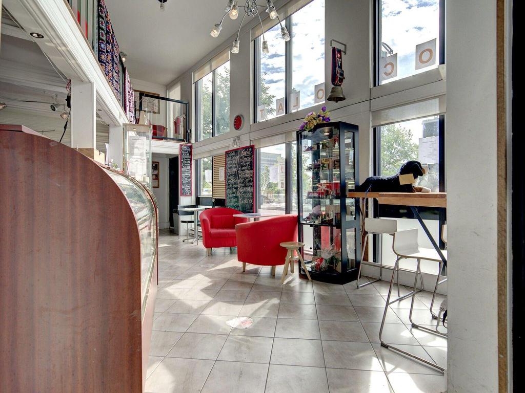 









3


Rue Non Disponible-Unavailable

,
Montréal (Ville-Marie),




QC
H2K1A1

