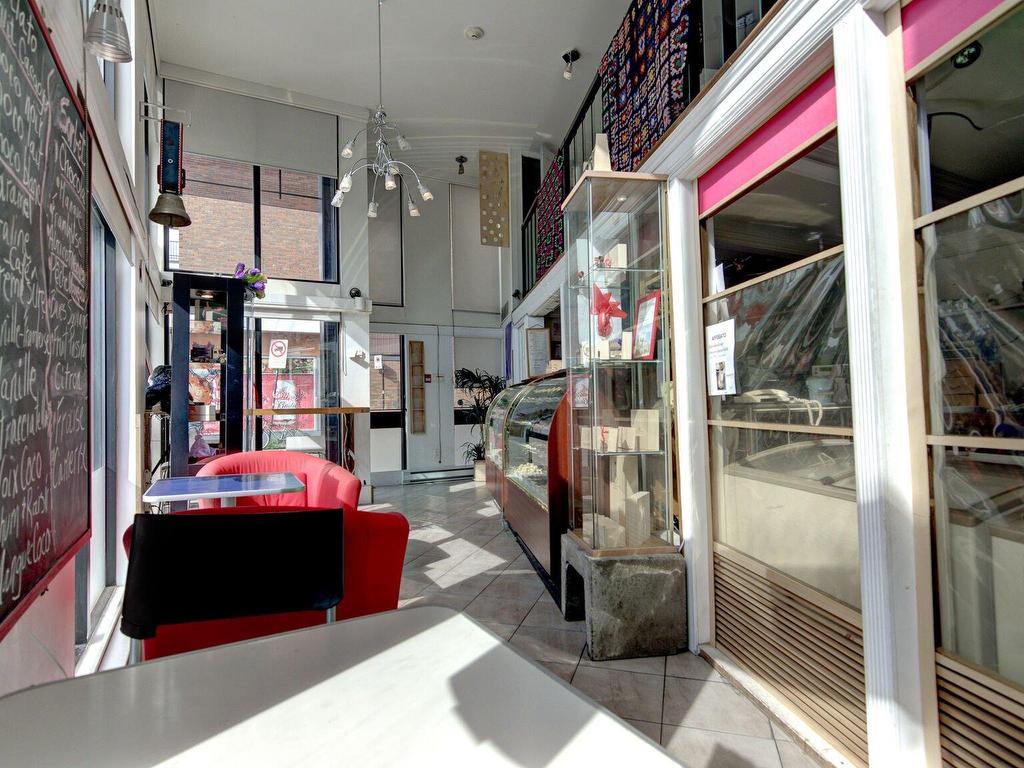 









3


Rue Non Disponible-Unavailable

,
Montréal (Ville-Marie),




QC
H2K1A1

