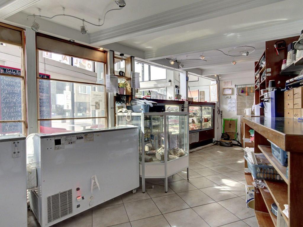 









3


Rue Non Disponible-Unavailable

,
Montréal (Ville-Marie),




QC
H2K1A1

