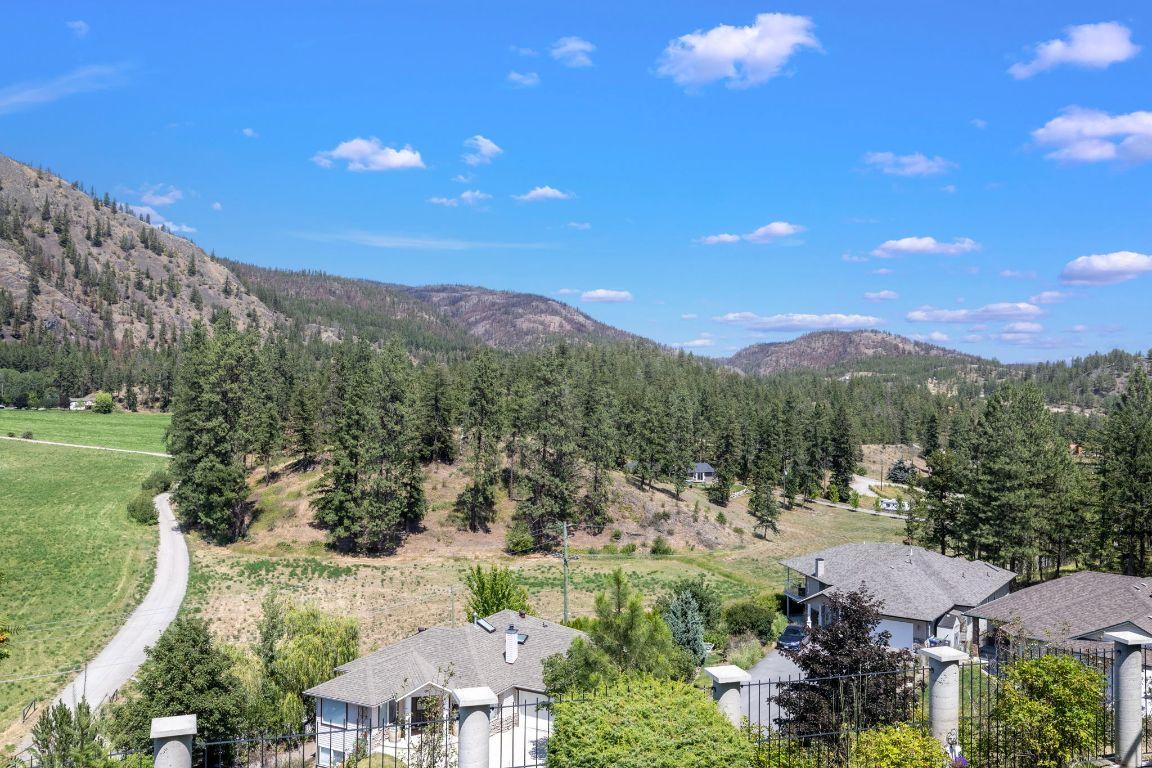 









2523


Shannon View

Drive, 204,
West Kelowna,




BC
V4T 2Z7

