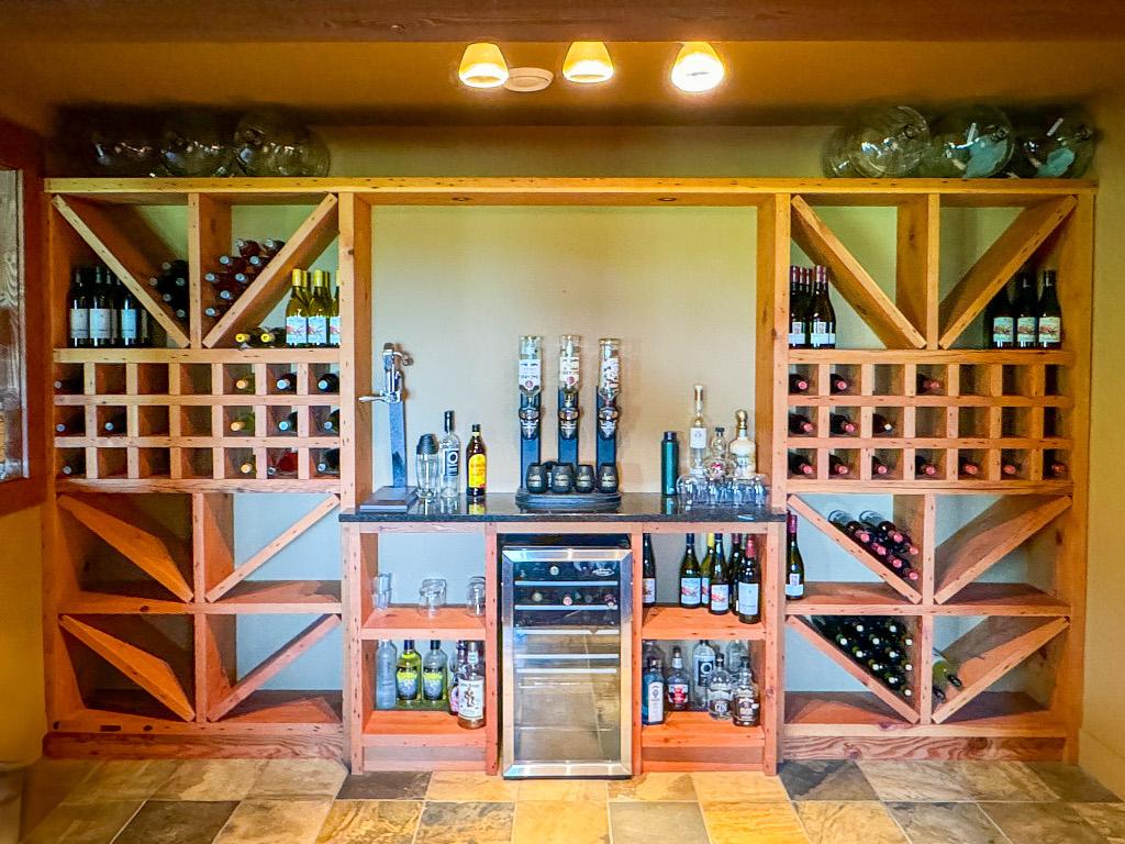 









3175


Valleyview

Road,
Penticton,







BC
V2A 8W8

