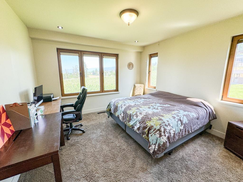 









3175


Valleyview

Road,
Penticton,







BC
V2A 8W8

