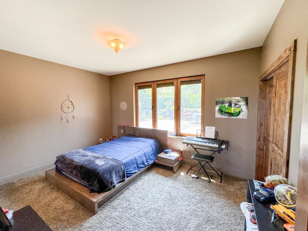 









3175


Valleyview

Road,
Penticton,







BC
V2A 8W8

