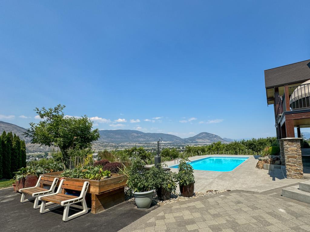 









3175


Valleyview

Road,
Penticton,







BC
V2A 8W8

