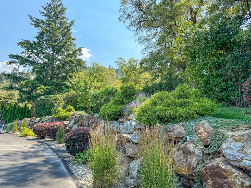 









3175


Valleyview

Road,
Penticton,







BC
V2A 8W8

