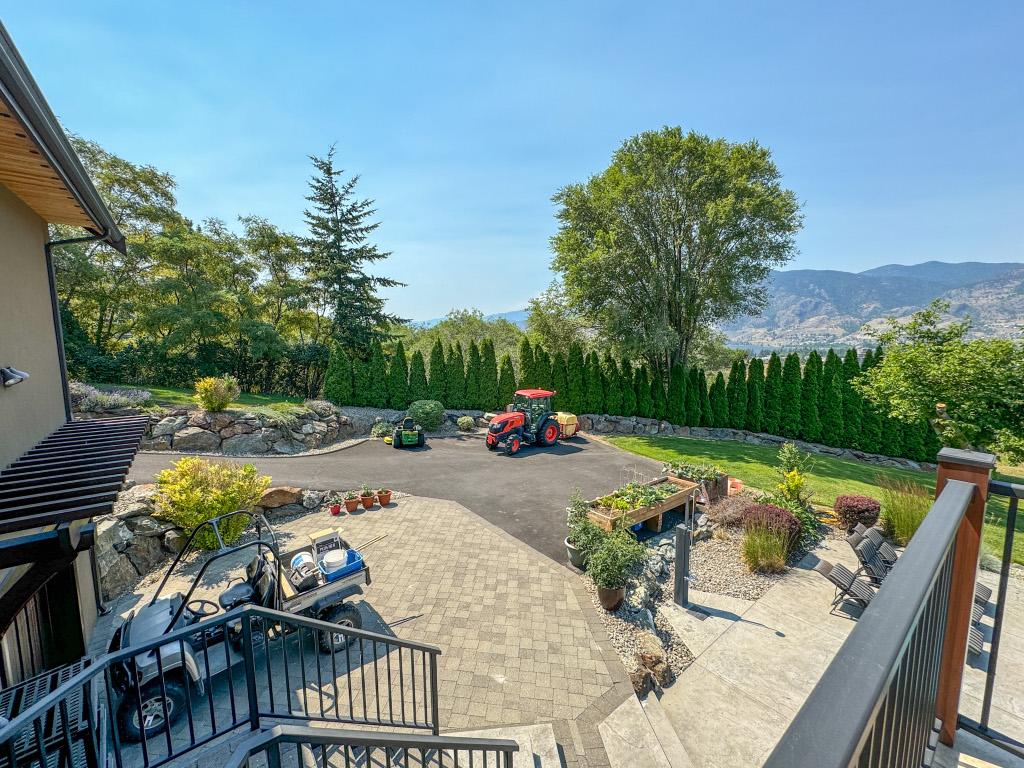 









3175


Valleyview

Road,
Penticton,







BC
V2A 8W8

