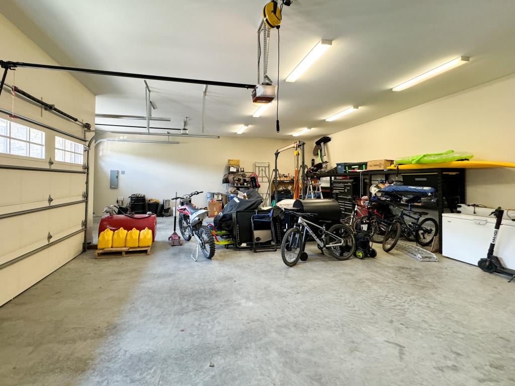 









3175


Valleyview

Road,
Penticton,







BC
V2A 8W8

