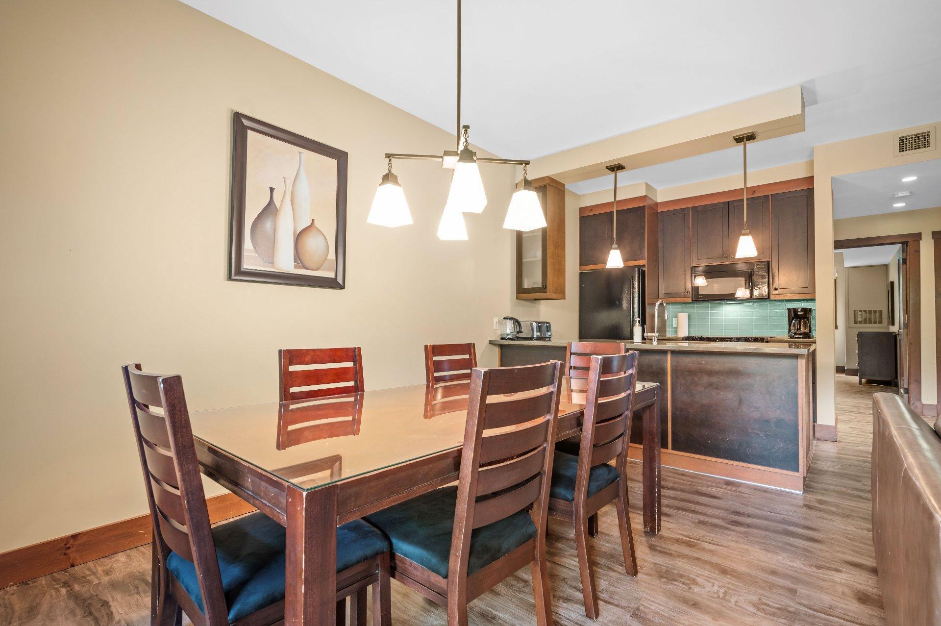 









1520


Ch. du Versant-Soleil

, 10,
Mont-Tremblant,




QC
J8E0A8

