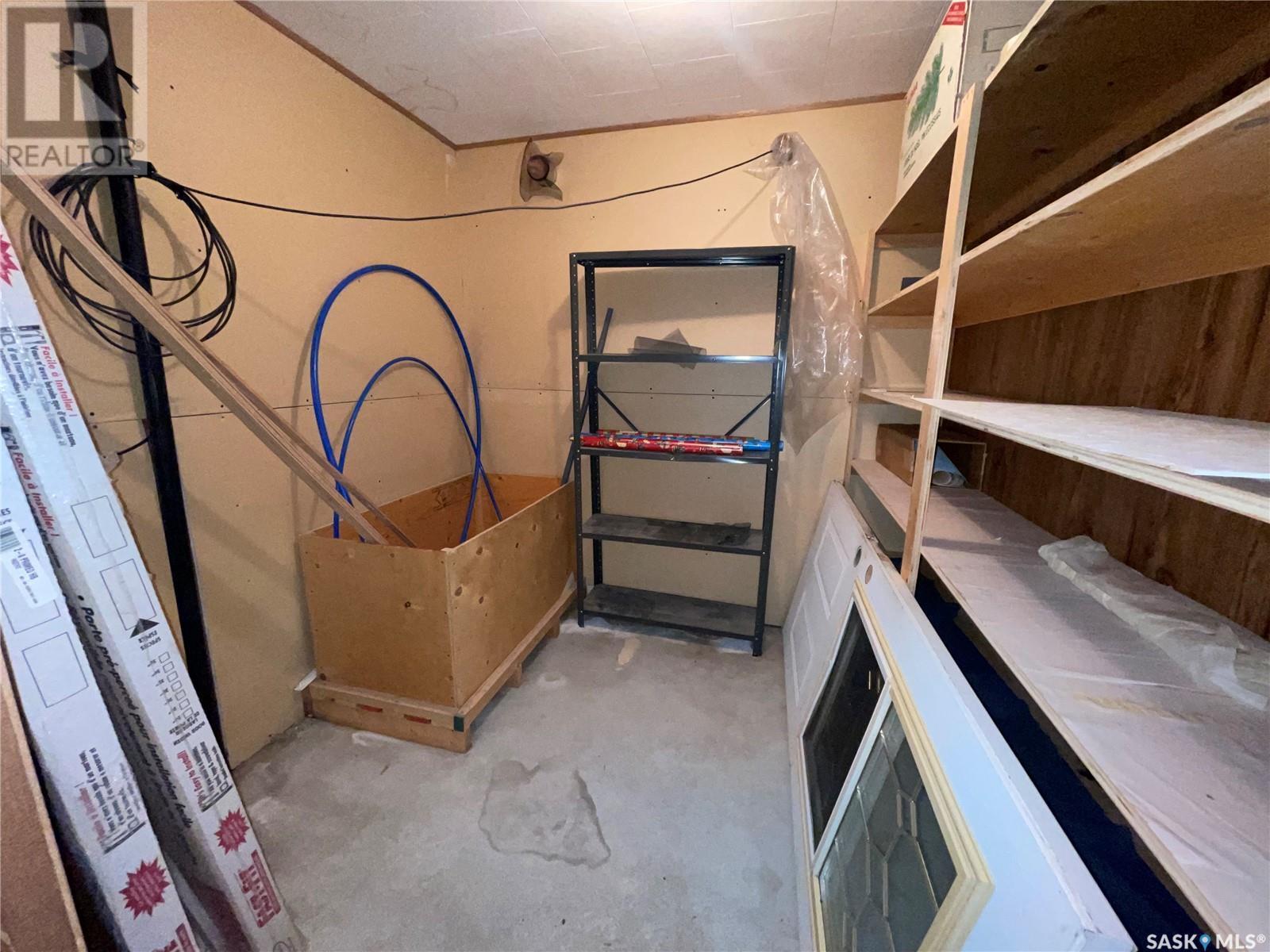 












304 King STREET

,
Smiley,




Saskatchewan
S0L2Z0

