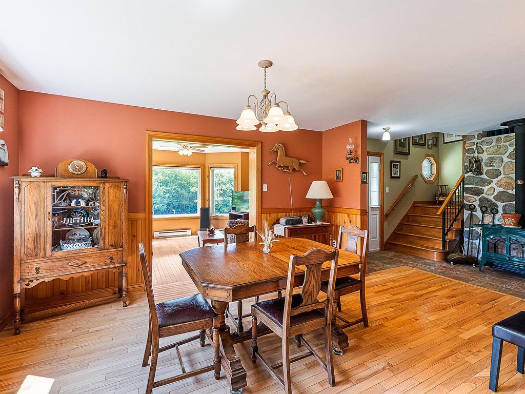 









1260


Ch. de Magoon Point

,
Stanstead - Canton,




QC
J0B1T0

