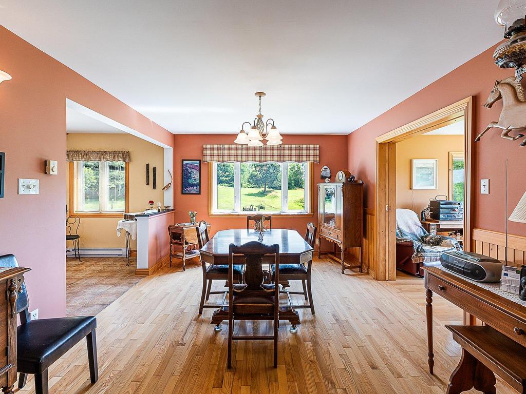









1260


Ch. de Magoon Point

,
Stanstead - Canton,




QC
J0B1T0

