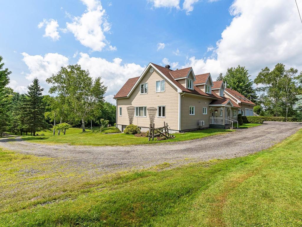 









1260


Ch. de Magoon Point

,
Stanstead - Canton,




QC
J0B1T0

