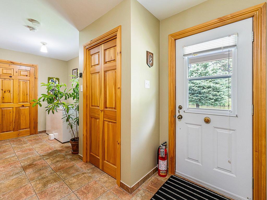 









1260


Ch. de Magoon Point

,
Stanstead - Canton,




QC
J0B1T0


