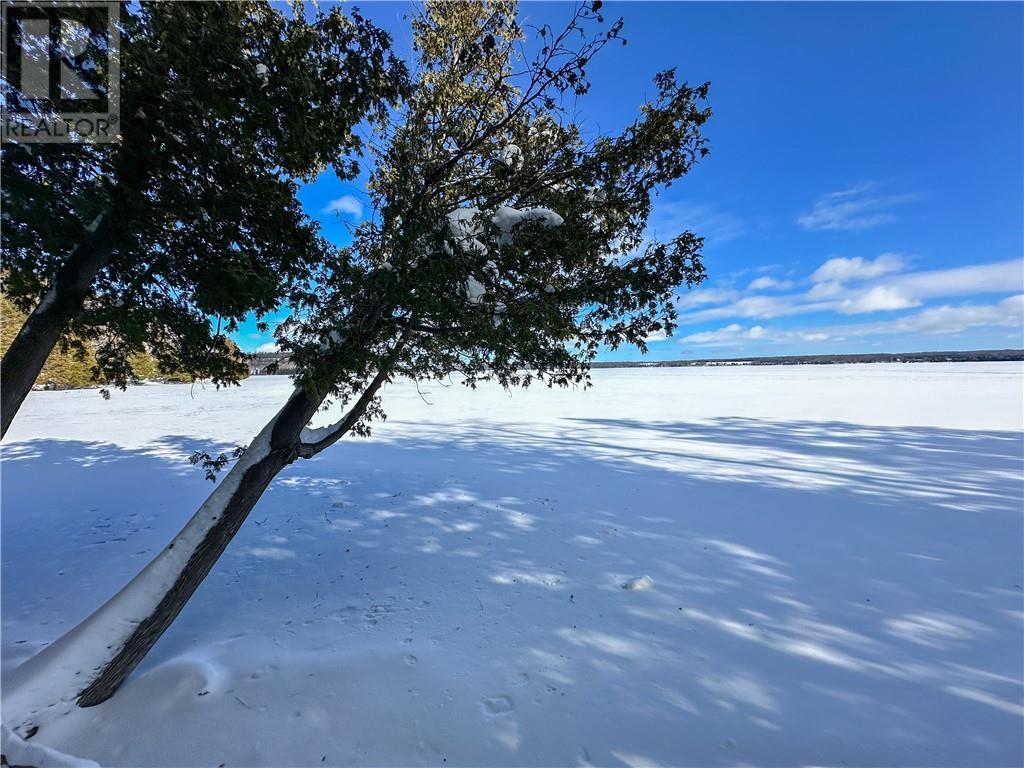 












544 Ketchankookem Trail

,
Mindemoya, Manitoulin Island,




Ontario
P0P1S0

