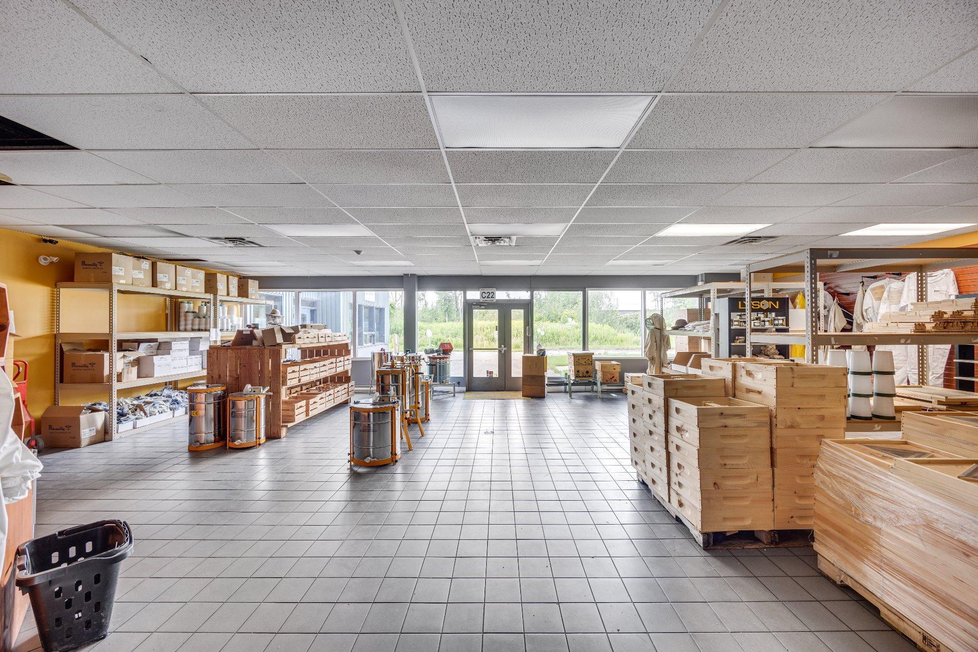 









500


Rue Léger

,
Rivière-Beaudette,




QC
J0P1R0

