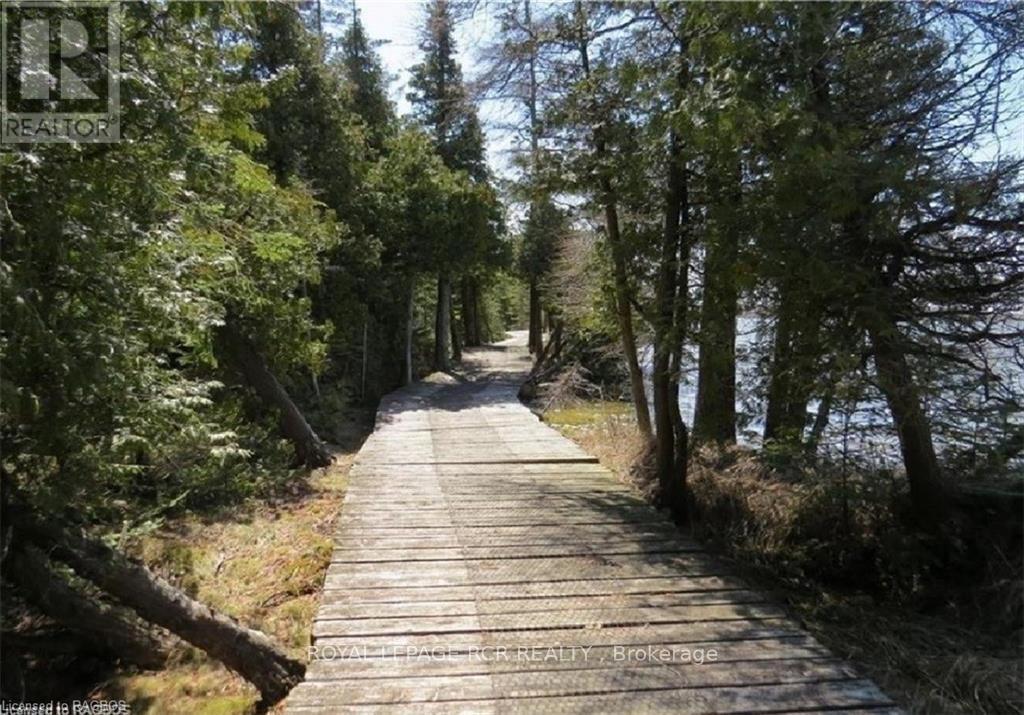 












56 TRILLIUM

,
Northern Bruce Peninsula,




Ontario
N0H1W0

