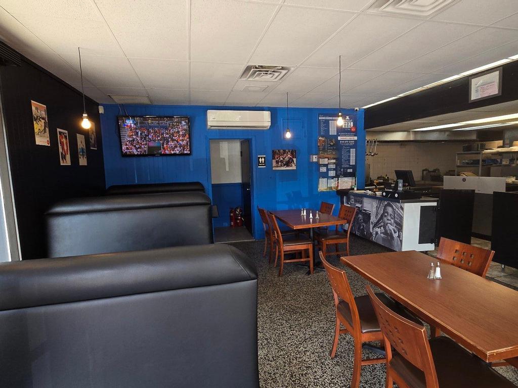 









7751


Rue St-Hubert

,
Montréal (Villeray/Saint-Michel/Parc-Extension),




QC
H2R2P1

