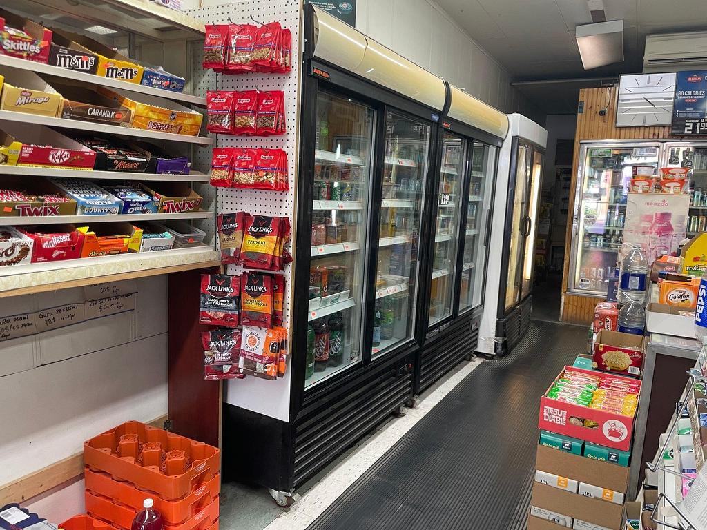 









3587


Rue Ontario E.

,
Montréal (Mercier/Hochelaga-Maisonneuve),




QC
H1W1R8

