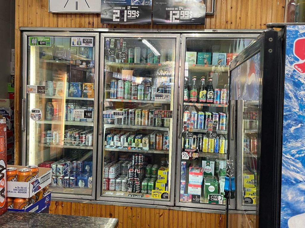 









3587


Rue Ontario E.

,
Montréal (Mercier/Hochelaga-Maisonneuve),




QC
H1W1R8

