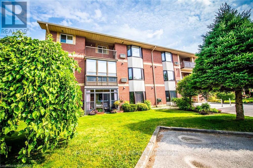 












302 - 440 DURHAM STREET W

,
Wellington North (Mount Forest),




Ontario
N0G2L2

