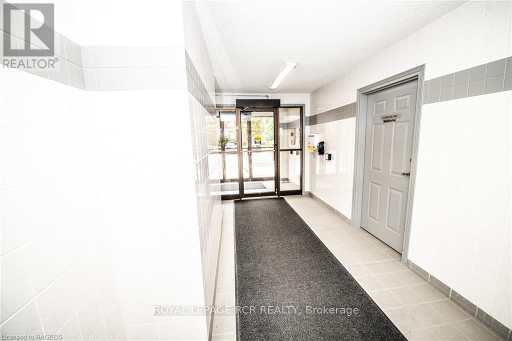 












302 - 440 DURHAM STREET W

,
Wellington North (Mount Forest),




Ontario
N0G2L2

