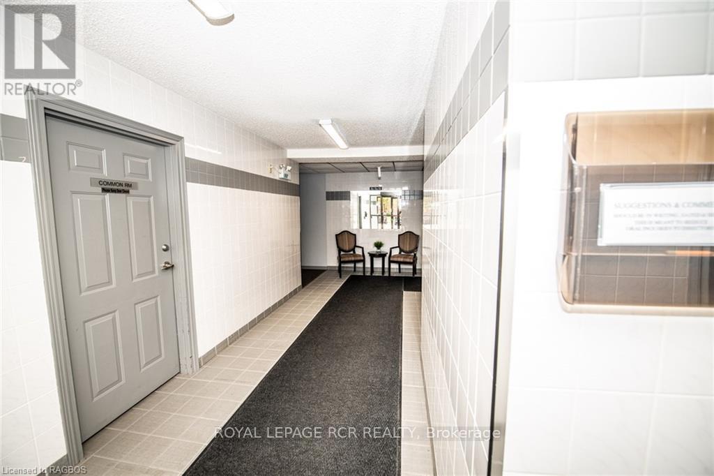 












302 - 440 DURHAM STREET W

,
Wellington North (Mount Forest),




Ontario
N0G2L2

