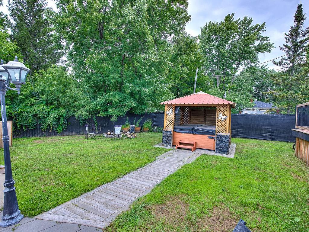 









50Z


Boul. Ste-Rose

,
Laval (Sainte-Rose),




QC
H7L3K1

