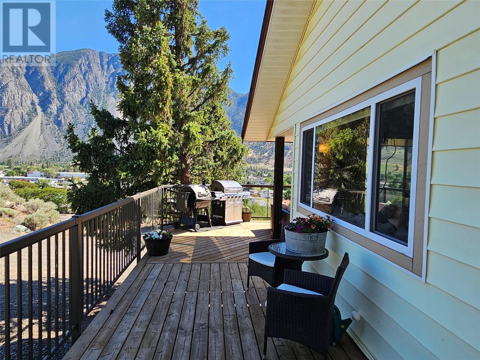 












429 3rd Avenue

,
Keremeos,




British Columbia
V0X1N2

