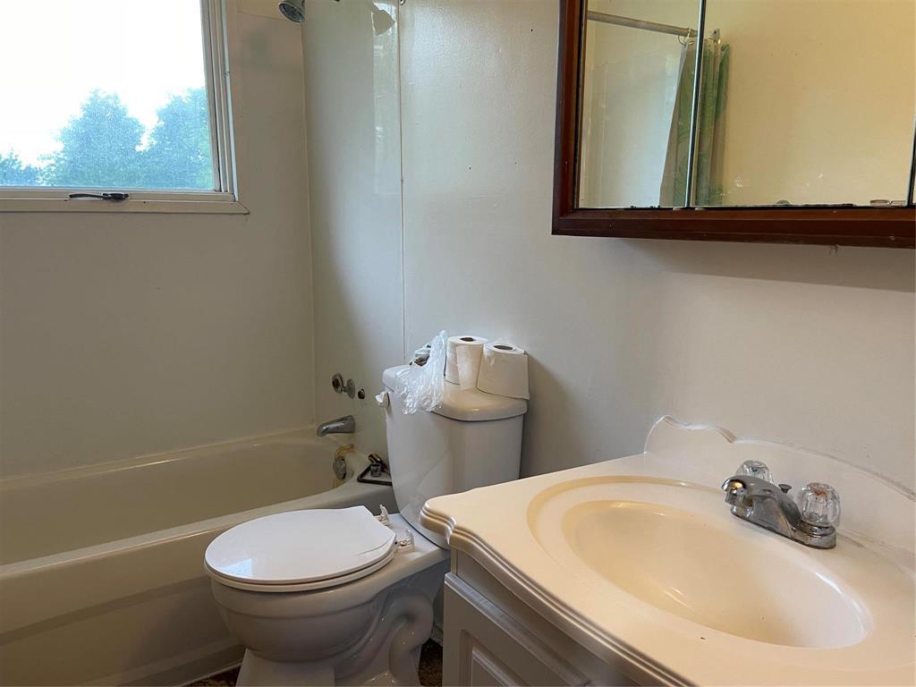 












63 1st Street E

,
Swan River,




Manitoba
R0L0C0

