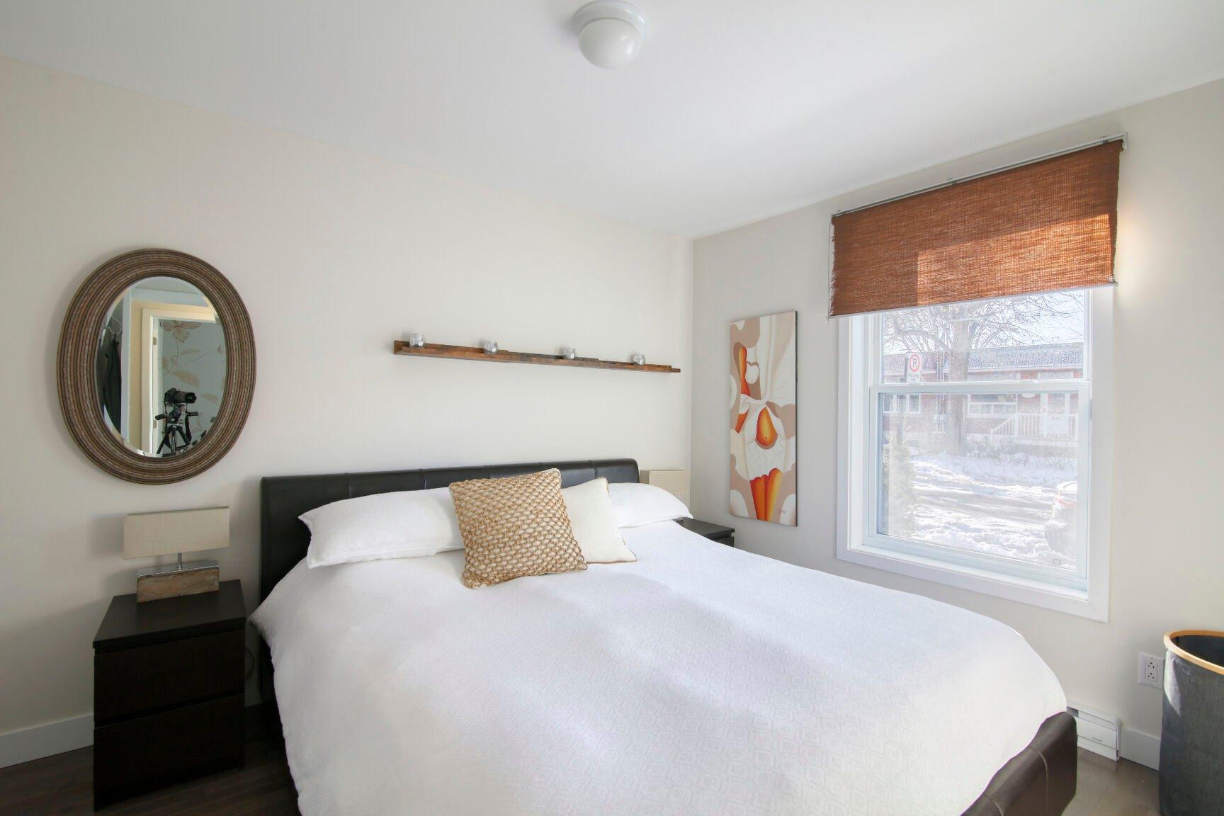 









2375

 - 2377


Rue Louis-Veuillot

,
Montréal (Mercier/Hochelaga-Maisonneuve),




QC
H1N2N8

