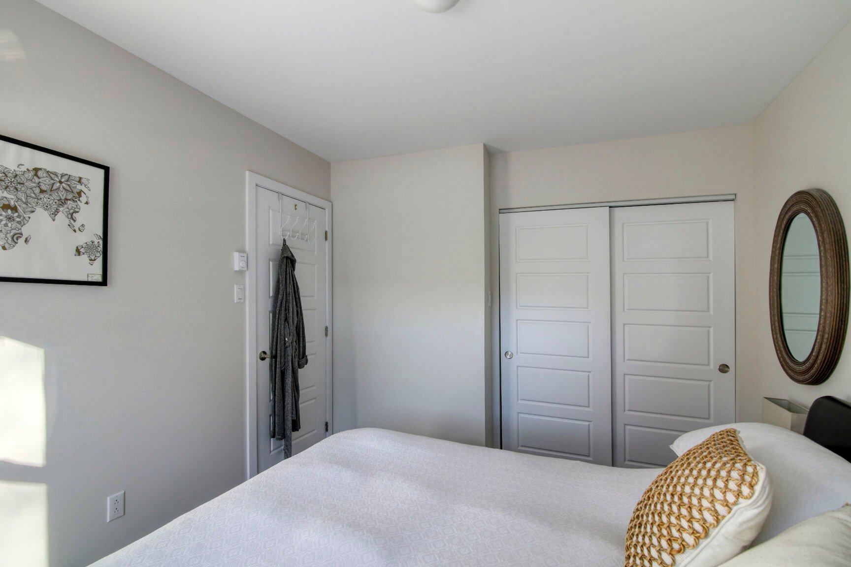 









2375

 - 2377


Rue Louis-Veuillot

,
Montréal (Mercier/Hochelaga-Maisonneuve),




QC
H1N2N8

