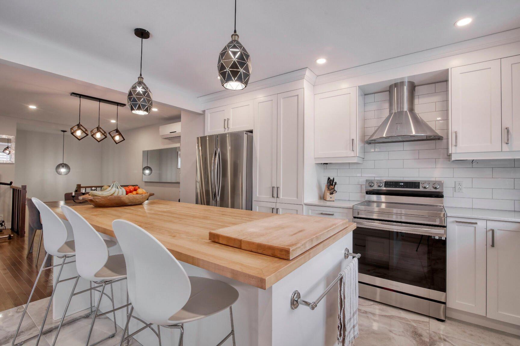 









2375

 - 2377


Rue Louis-Veuillot

,
Montréal (Mercier/Hochelaga-Maisonneuve),




QC
H1N2N8

