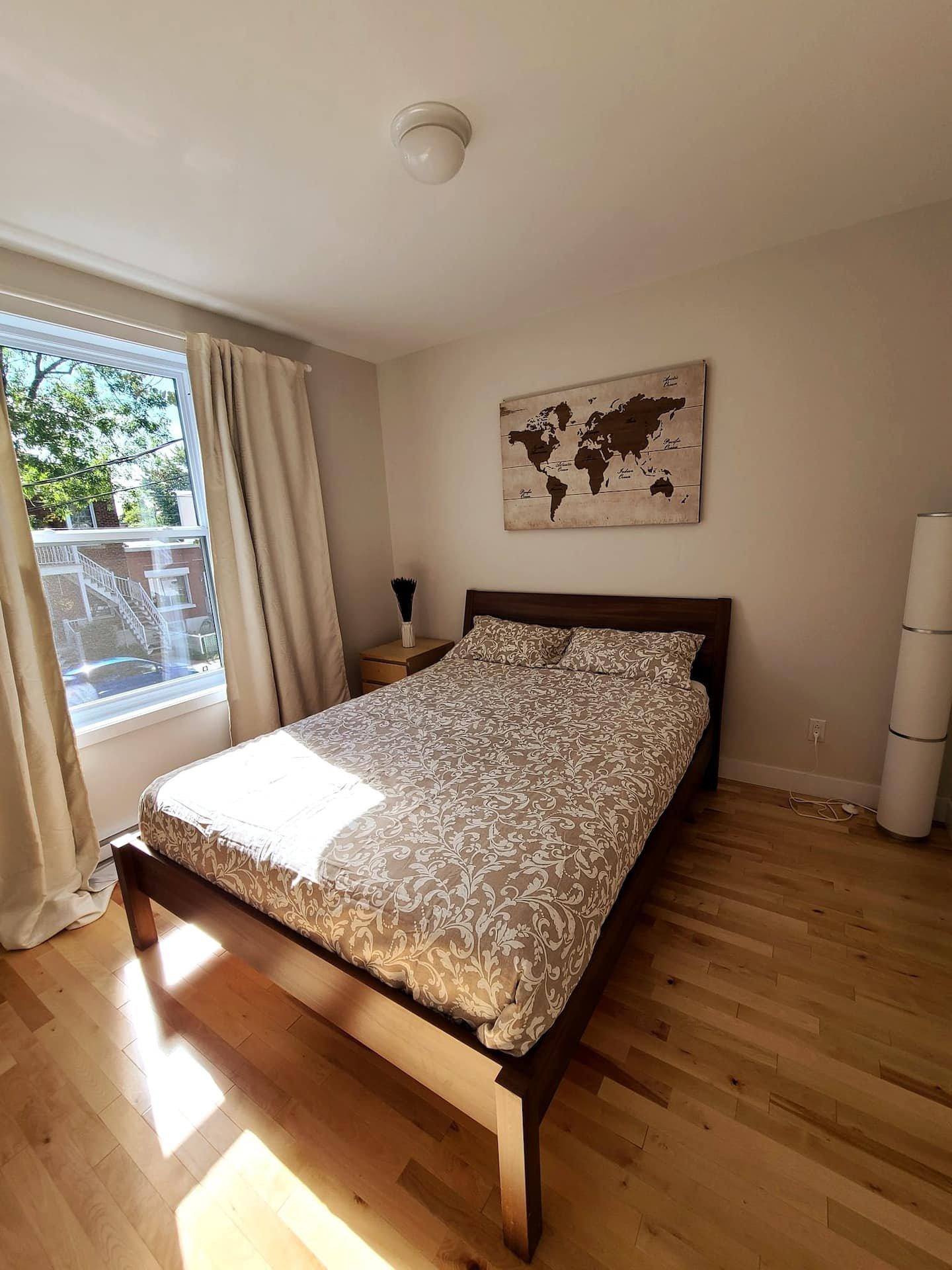 









2375

 - 2377


Rue Louis-Veuillot

,
Montréal (Mercier/Hochelaga-Maisonneuve),




QC
H1N2N8


