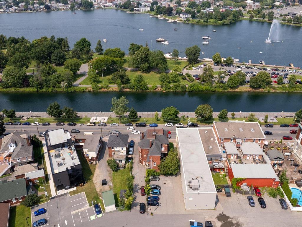 









291

 - 291B


Rue Victoria

,
Salaberry-de-Valleyfield,




QC
J6T1A9

