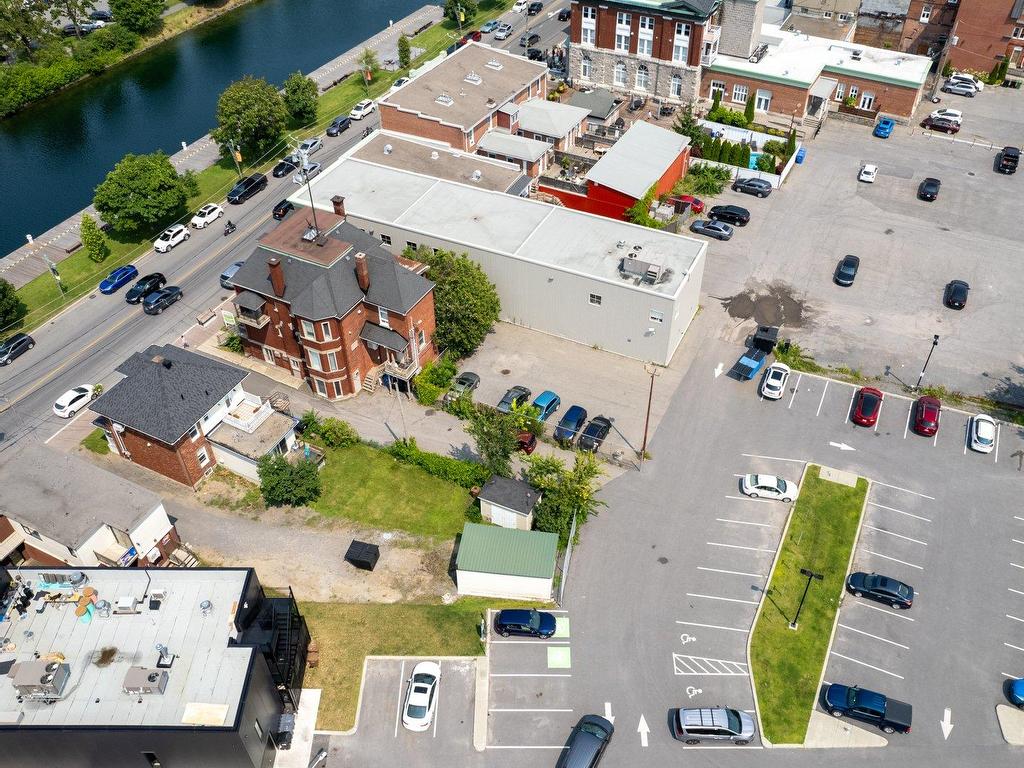 









291

 - 291B


Rue Victoria

,
Salaberry-de-Valleyfield,




QC
J6T1A9

