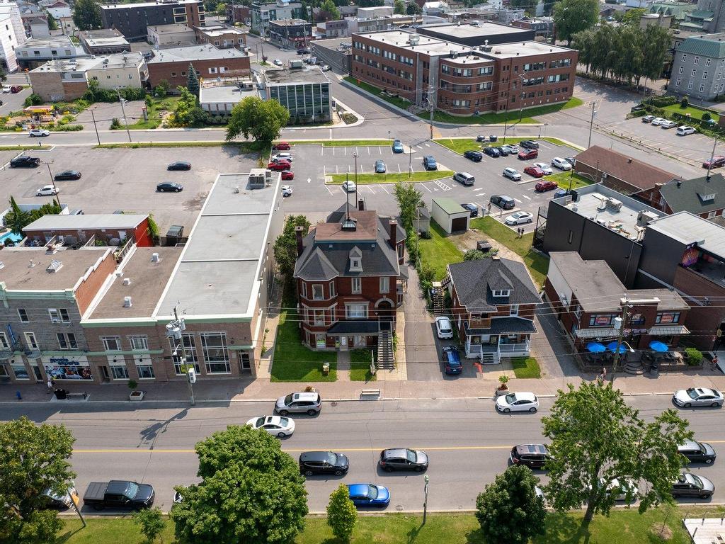 









291

 - 291B


Rue Victoria

,
Salaberry-de-Valleyfield,




QC
J6T1A9

