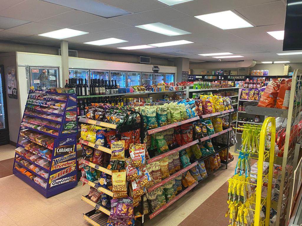 









5086


Rue Notre-Dame O.

,
Montréal (Le Sud-Ouest),




QC
H4C1T1

