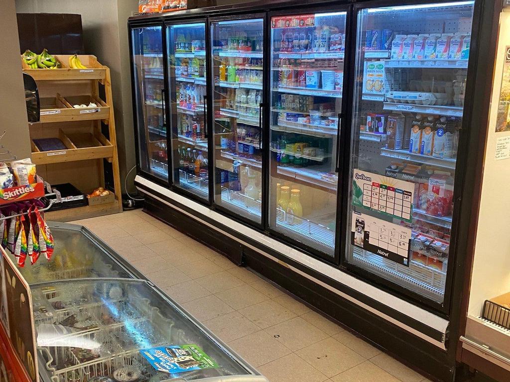 









5086


Rue Notre-Dame O.

,
Montréal (Le Sud-Ouest),




QC
H4C1T1

