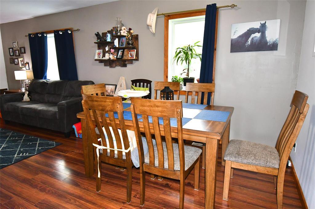 












225 3rd Avenue

,
Binscarth,




Manitoba
R0J0G0

