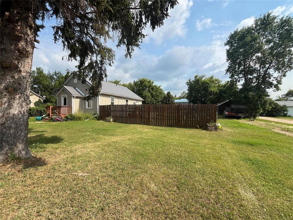 












225 3rd Avenue

,
Binscarth,




Manitoba
R0J0G0

