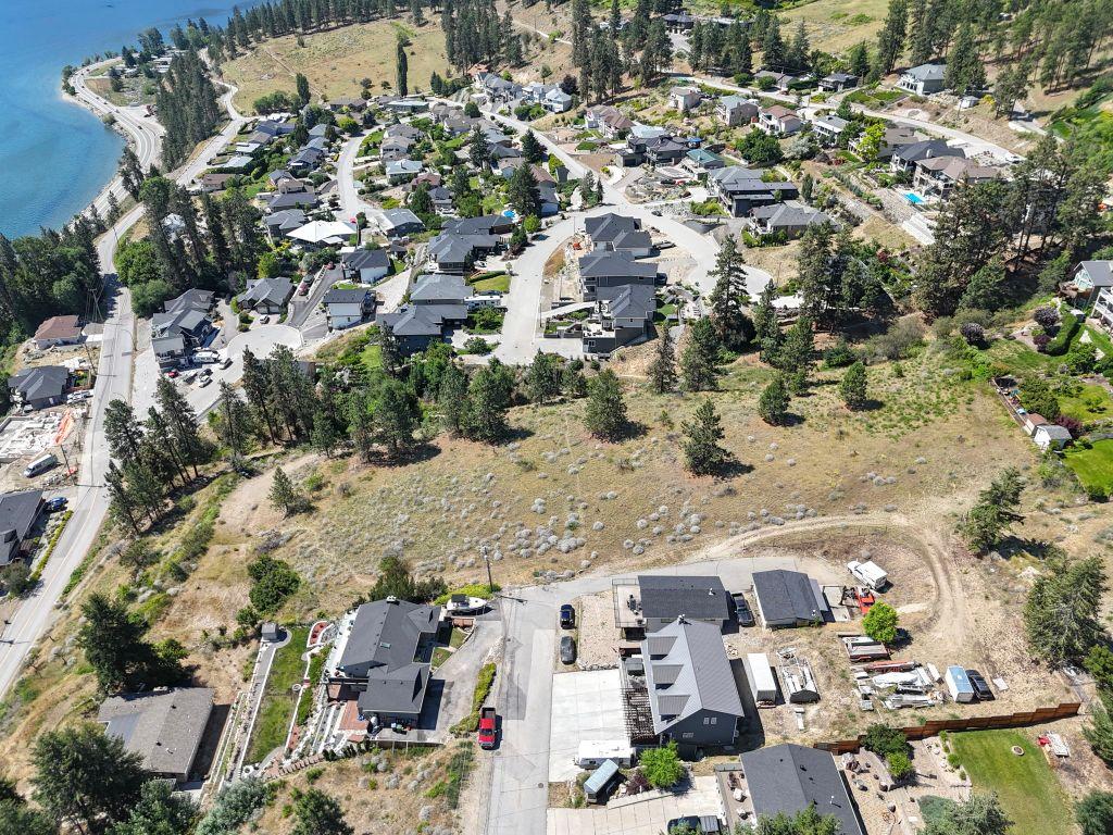 









6446


Renfrew

Road,
Peachland,




BC
V0H 1X7

