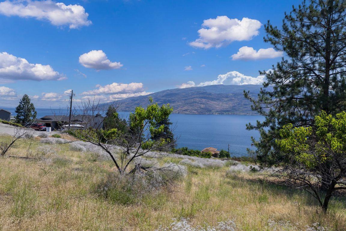 









6446


Renfrew

Road,
Peachland,




BC
V0H 1X7

