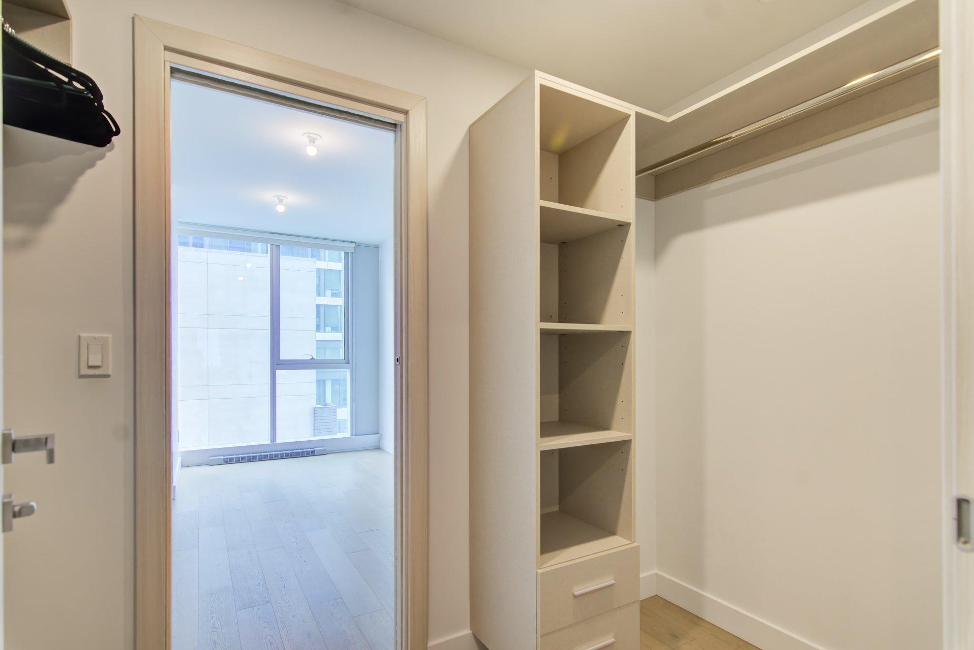 









1400


Boul. René-Lévesque O.

, 1608,
Montréal (Ville-Marie),




QC
H3G1T6

