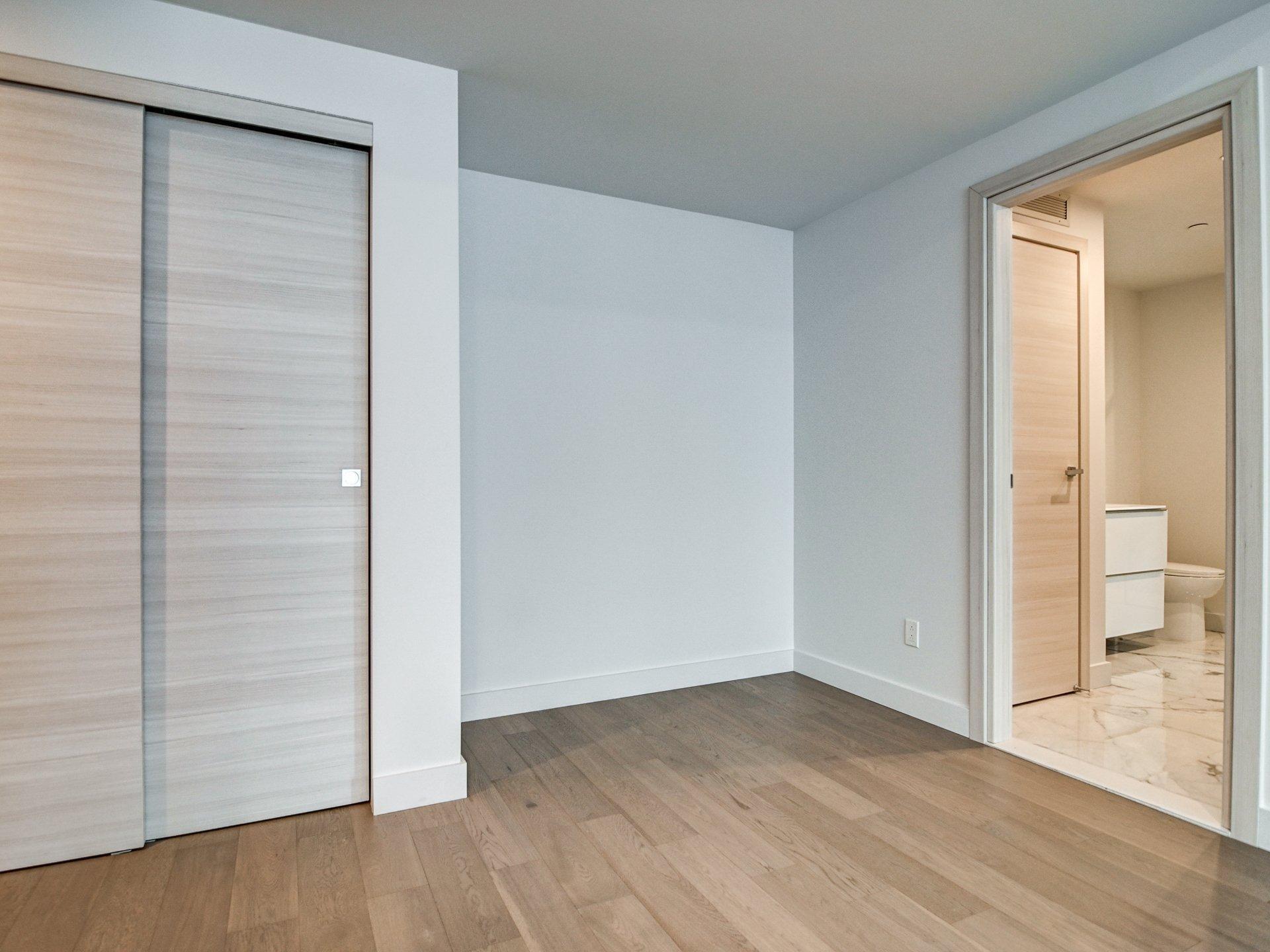 









1400


Boul. René-Lévesque O.

, 1608,
Montréal (Ville-Marie),




QC
H3G1T6


