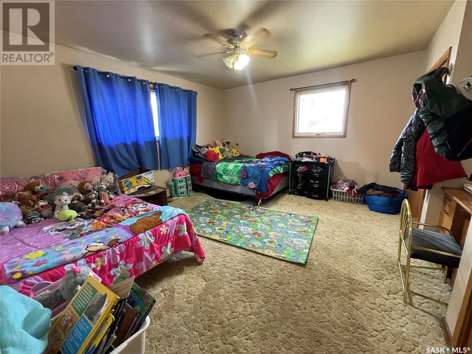 












1 King DRIVE

,
Kindersley,




Saskatchewan
S0L1S0

