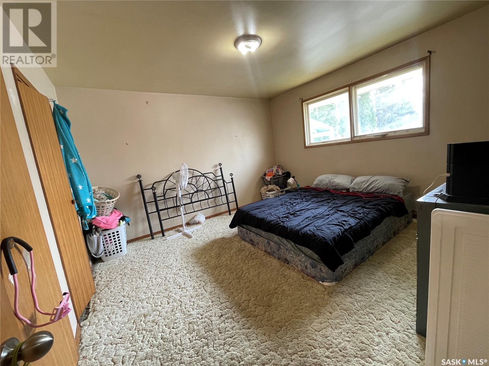 












1 King DRIVE

,
Kindersley,




Saskatchewan
S0L1S0

