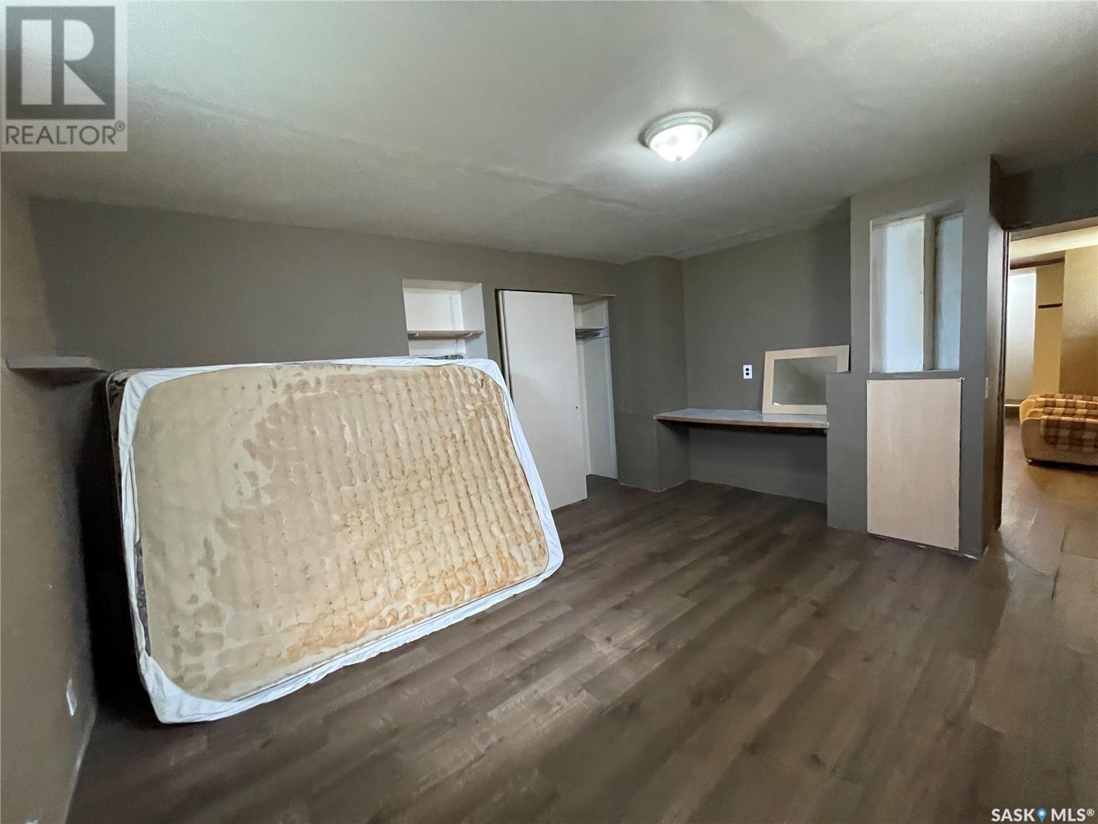 












1 King DRIVE

,
Kindersley,




Saskatchewan
S0L1S0

