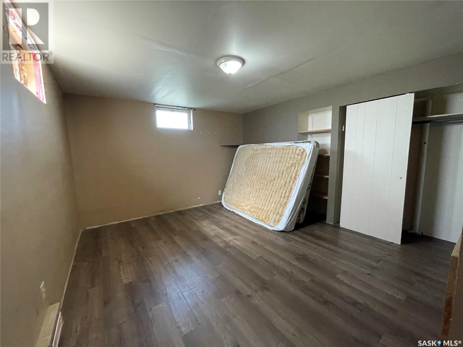 












1 King DRIVE

,
Kindersley,




Saskatchewan
S0L1S0


