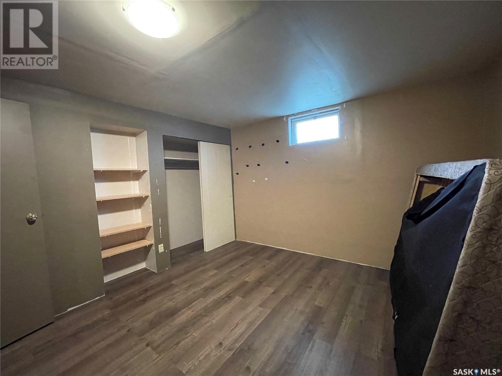 












1 King DRIVE

,
Kindersley,




Saskatchewan
S0L1S0

